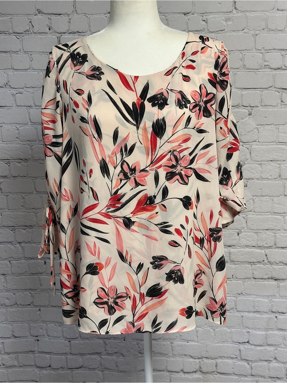 Alfani Cream Floral Scoop-Neck Blouse with Pink and Black Leaves